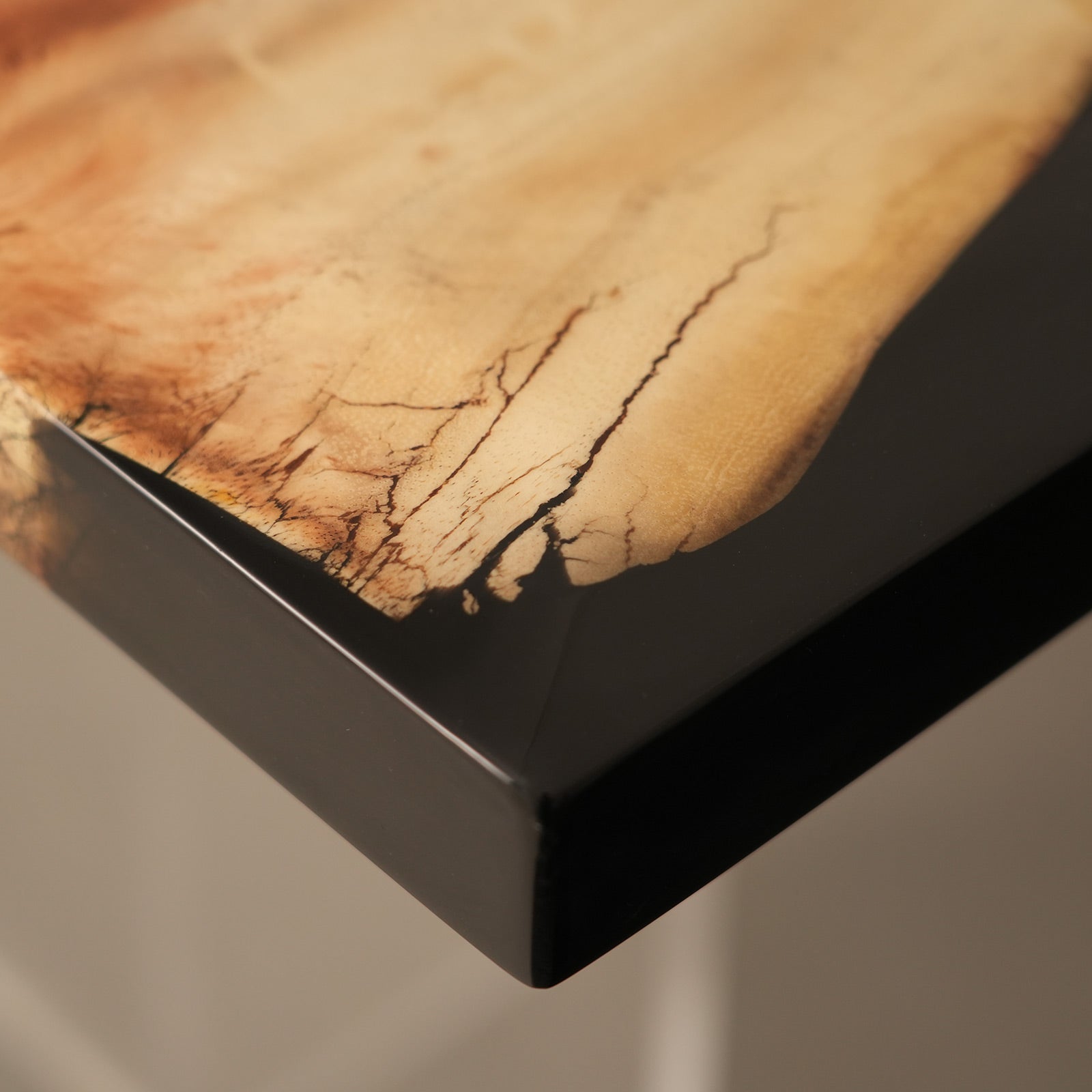 Myluxurytable Walnut Black Epoxy Dining Table MLT-025