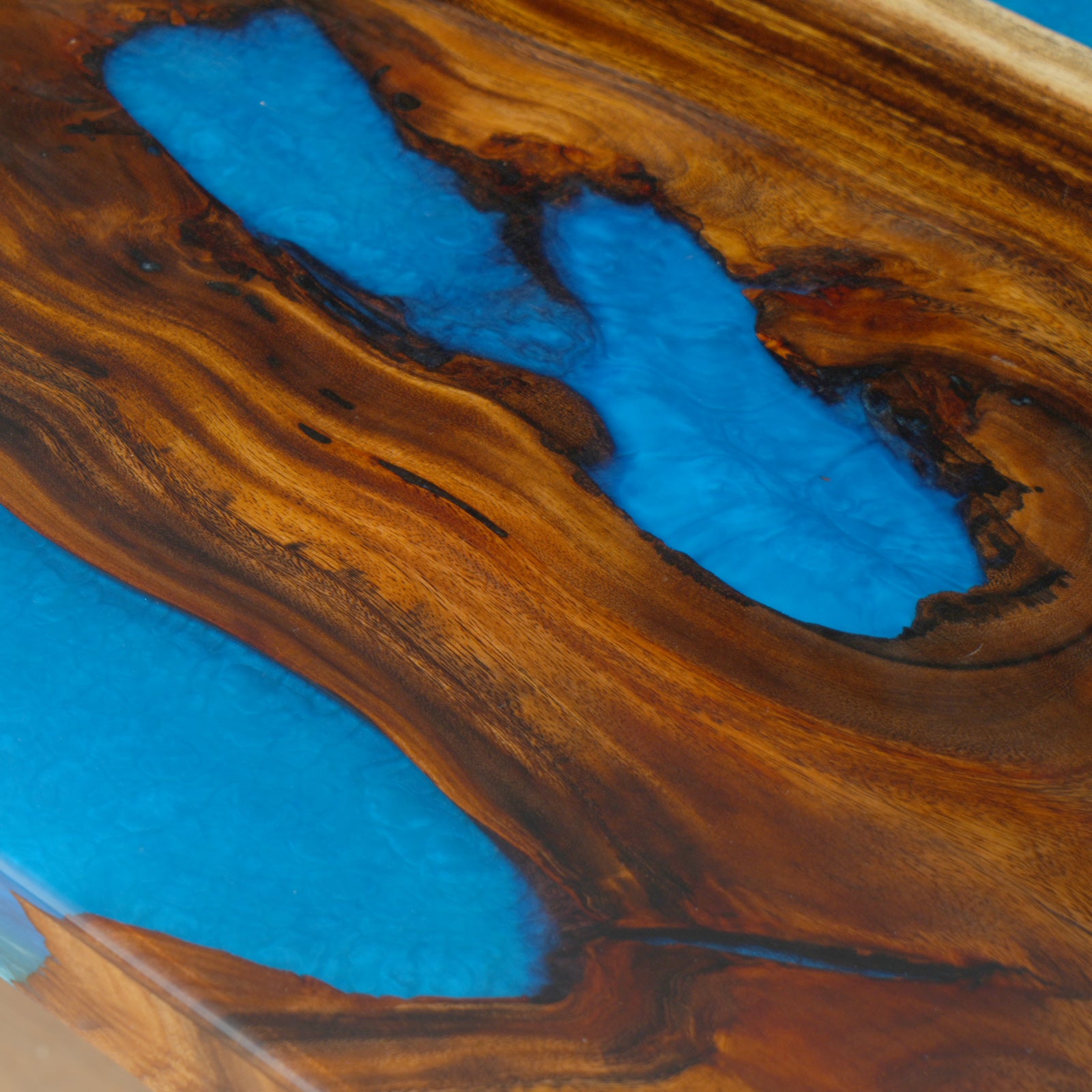 Myluxurytable Walnut Dark Blue Epoxy River Table MLT-009