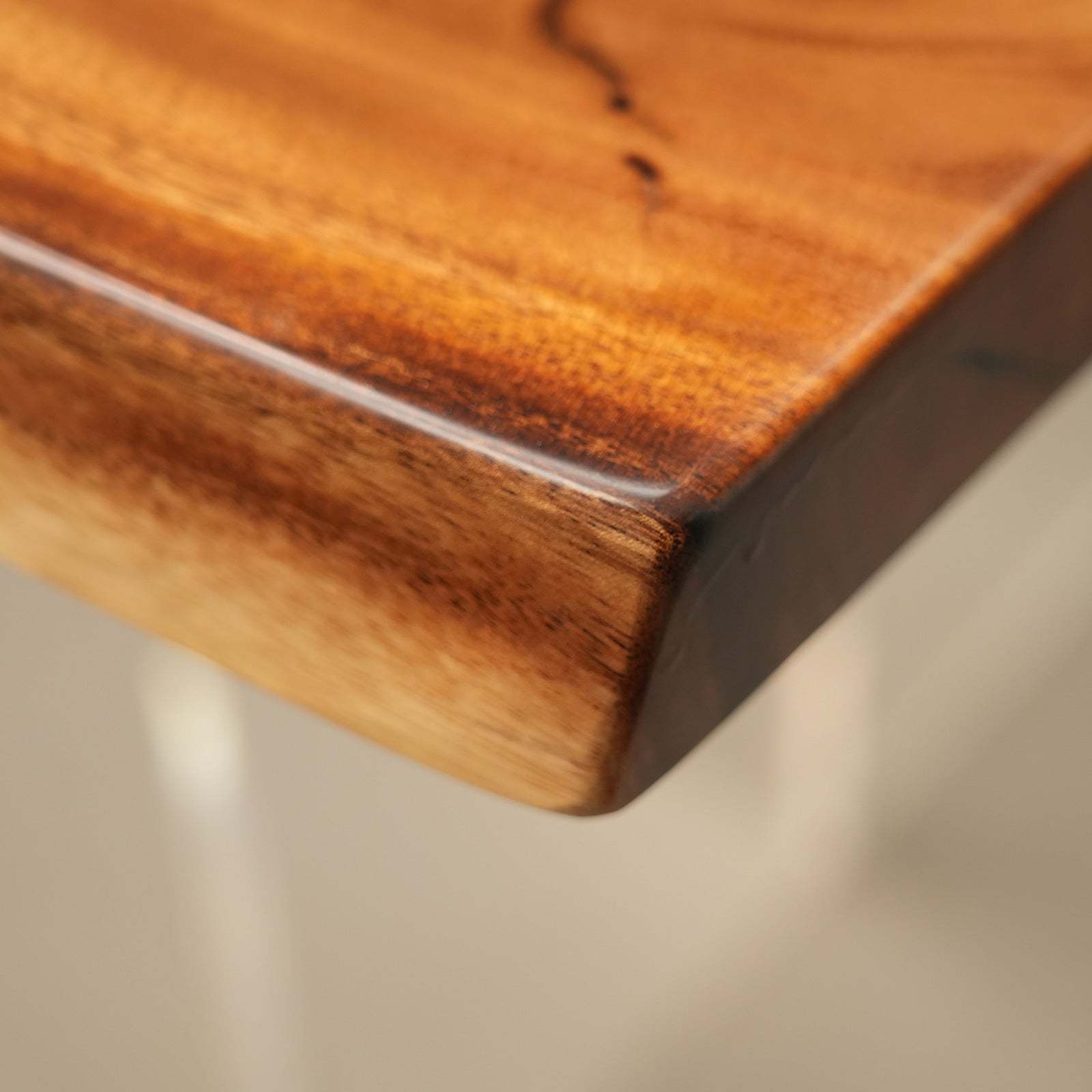 Myluxurytable Walnut White Epoxy Dining Table MLT-022